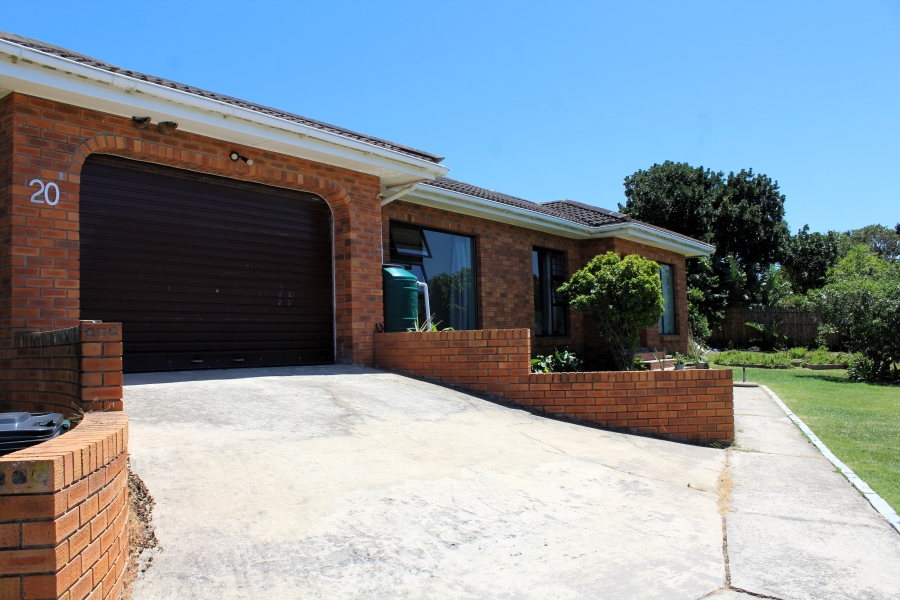 3 Bedroom Property for Sale in Kleinemonde Eastern Cape